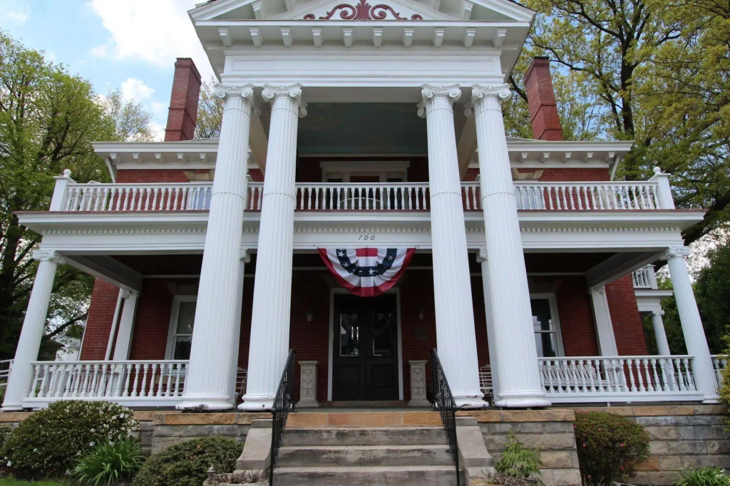 South Broadway Manor