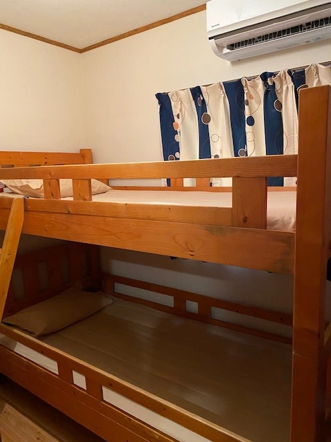 Economy Quadruple room (twin beds)