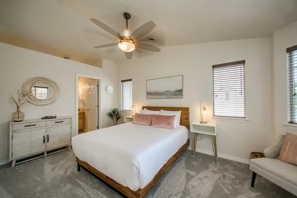 The Touchdown — фото 4