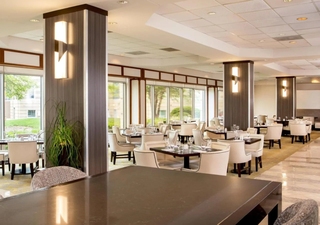 Sheraton Suites Chicago Elk Grove - Général