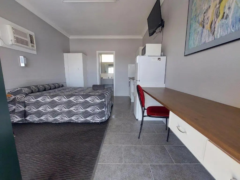 Economy Double room (full double bed)