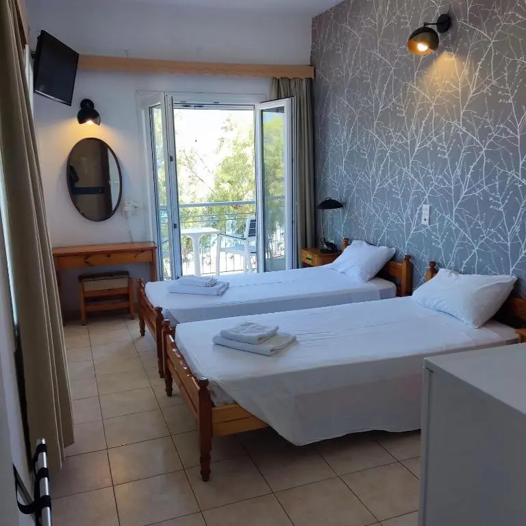 Standard Double room with sea view (twin beds)