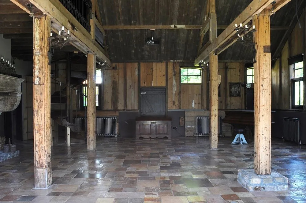 The Great Barn - фото 8