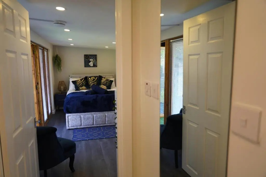 Tiny Home - 1 Bed Luxury Apt