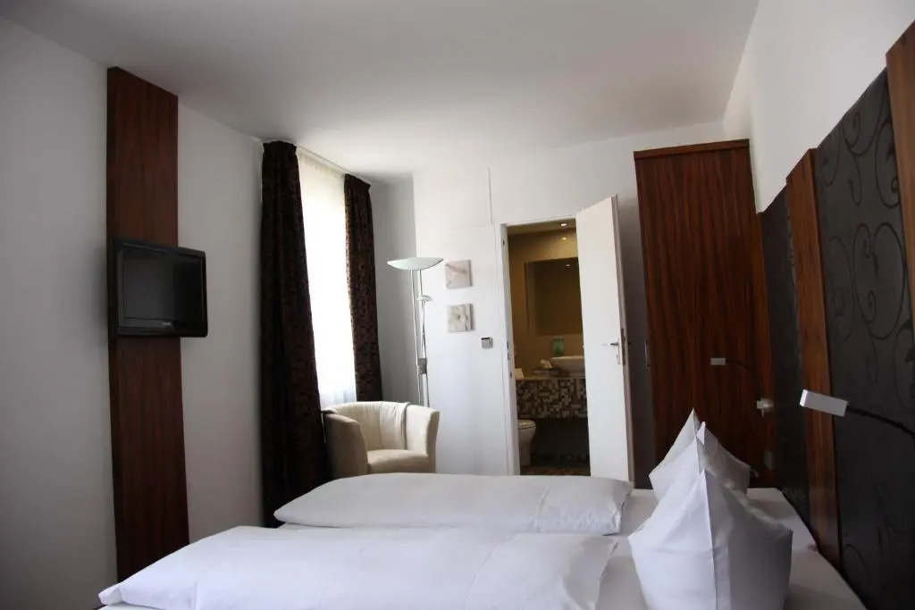 Hotel zur Pfalz - Chambres