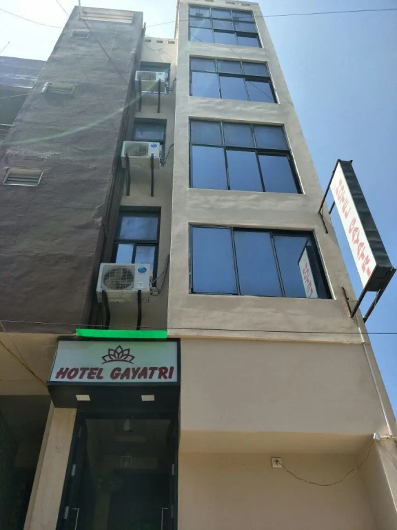 Hotel Gayatri by Sky Stays