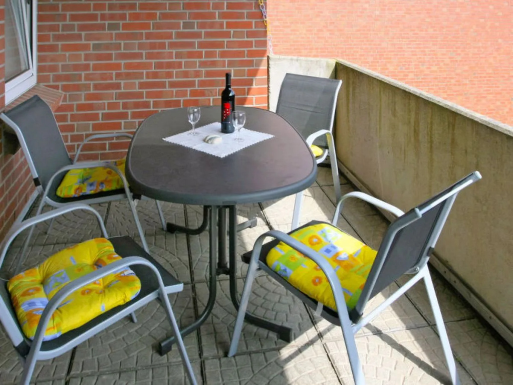 Balcony & Terrace