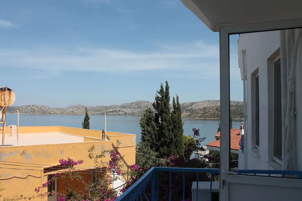 Saranda Beach Pansiyon