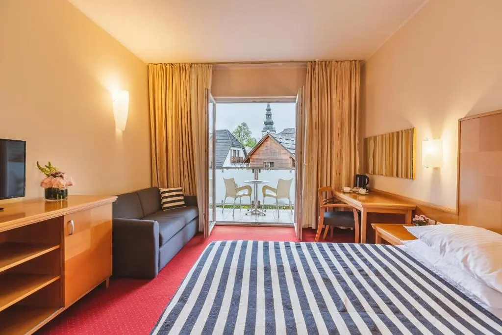 Ramada Hotel & Suites by Wyndham Kranjska Gora - Chambres