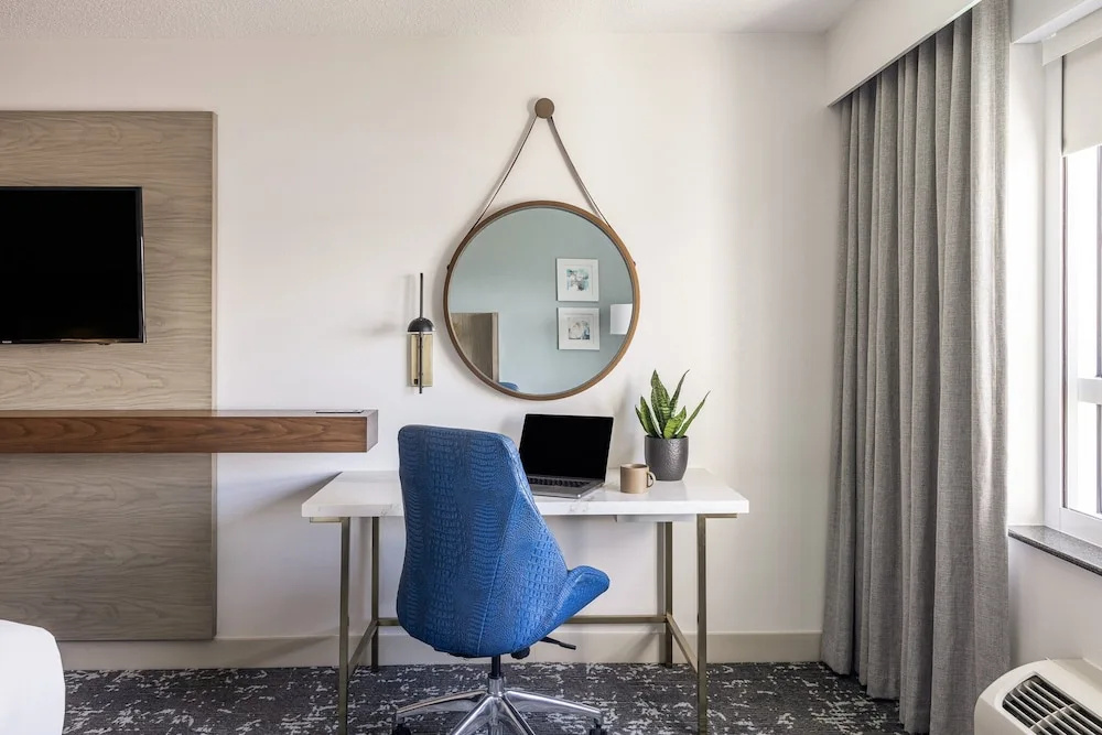 Crowne Plaza Ft. Myers Gulf Coast by IHG - Chambres