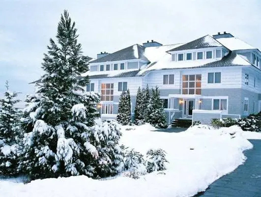 Water's Edge Resort & Spa - Chambres