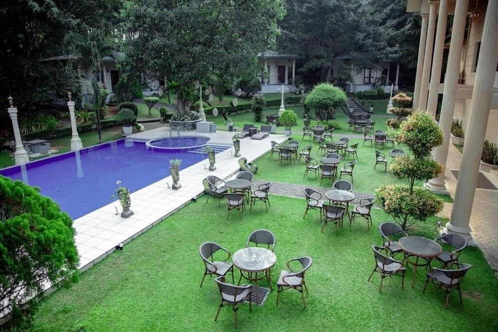 Hotel photo 8