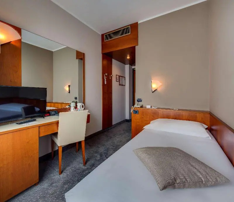 Best Western Hotel Turismo - Chambres