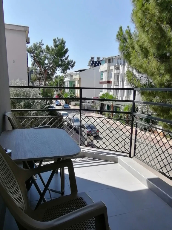 Standard Double room with balcony (full double bed)
