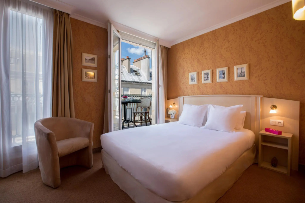 Premium Double room (full double bed)