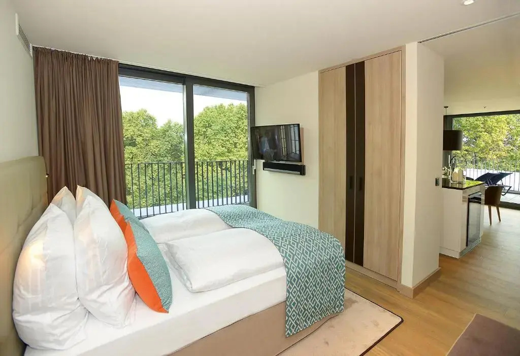 2 Bedrooms Suite
