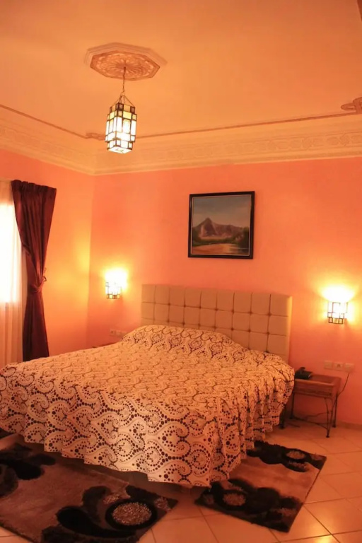 Double Suite full double bed