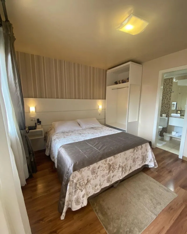 Economy Double Chalet (full double bed)