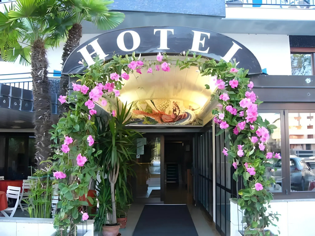 Hotel photo 18