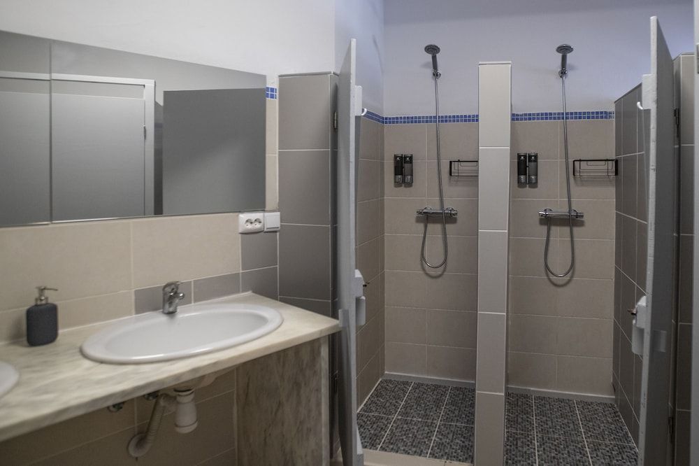 gallery_image_hidden_34