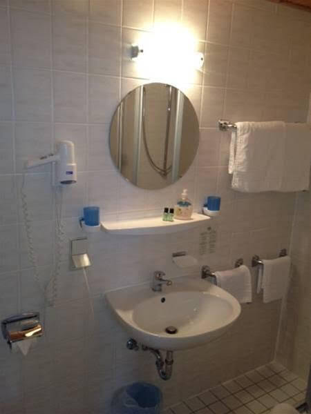 gallery_image_hidden_19