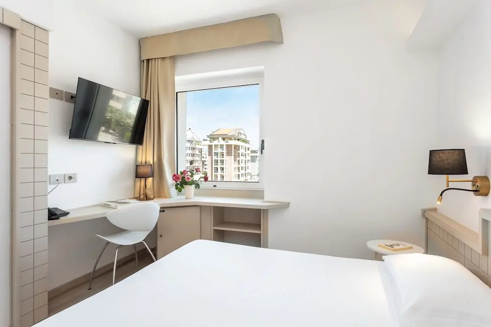 Hotel Carlo Felice - Général