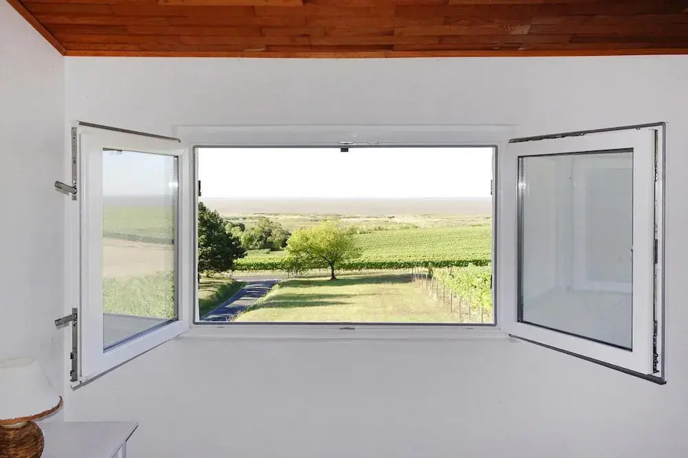 Afficher la photo 6 — Holiday Home in Chenac With Stunning Terrace Views
