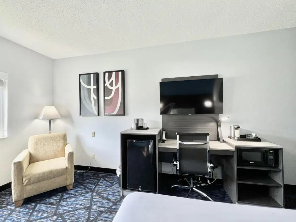 AmericInn by Wyndham Quincy - Chambres