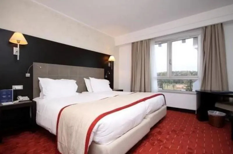 Golden Tulip El Mechtel - Chambres
