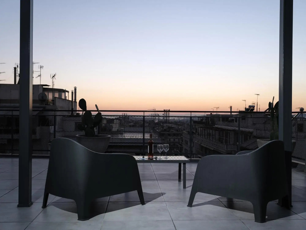 Strefi Hill Suites
