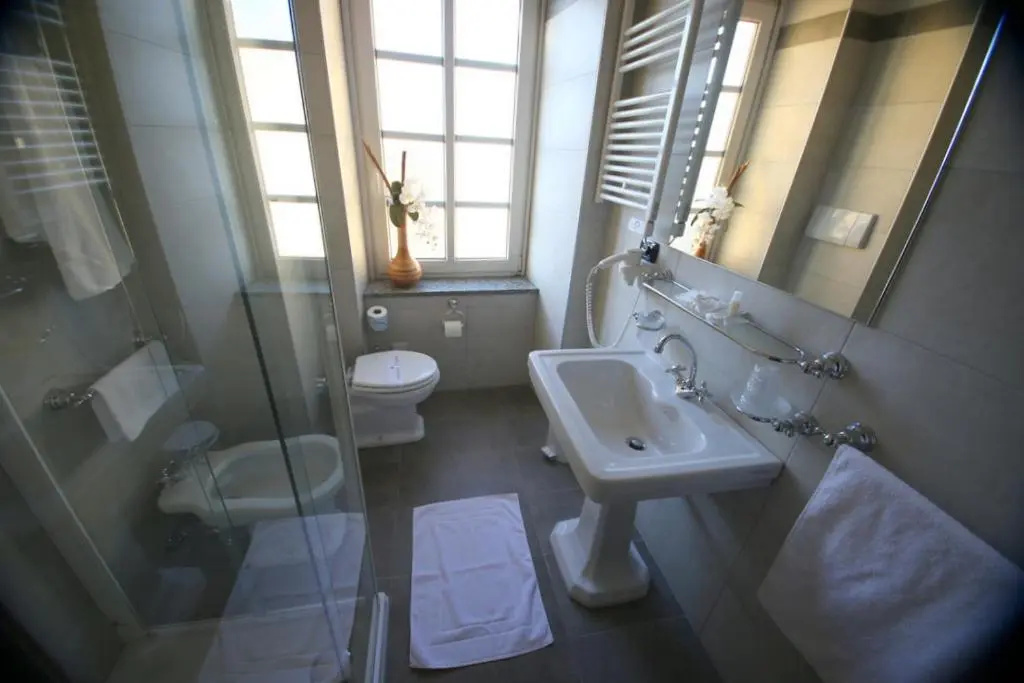 Jet Hotel - Chambres