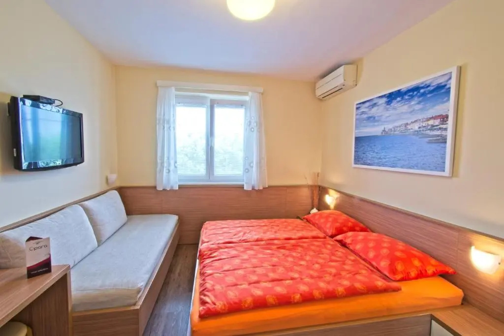 Guesthouse Opara - Chambres