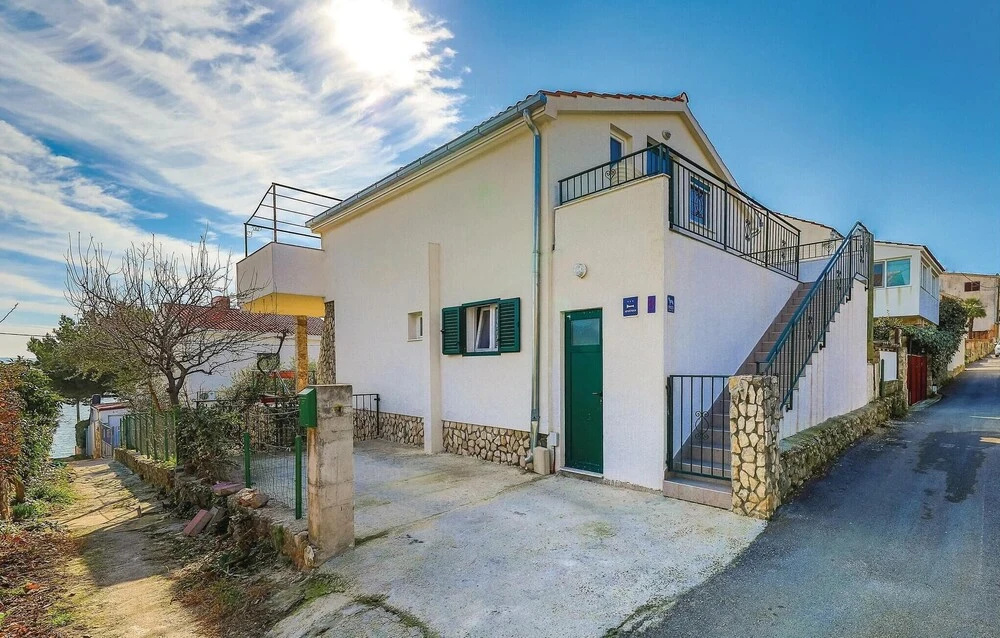 Beautiful Apartment in Seget Vranjica With 2 Bedrooms and Wifi