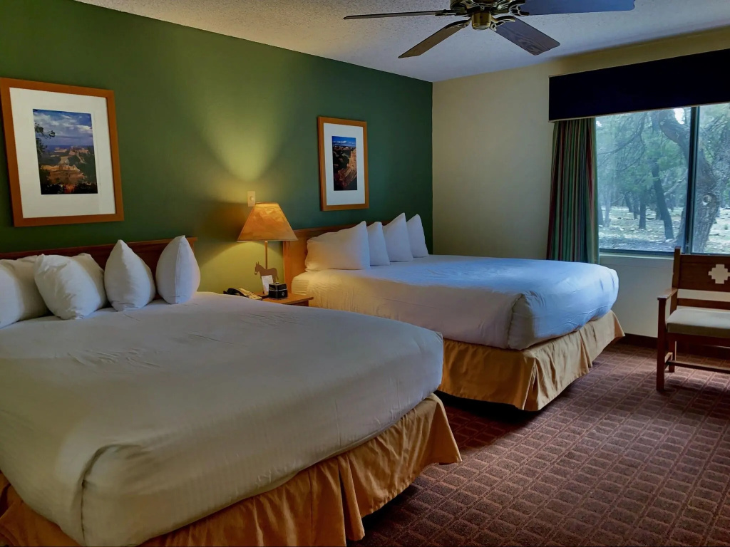 Maswik Lodge - Inside the Park — 4