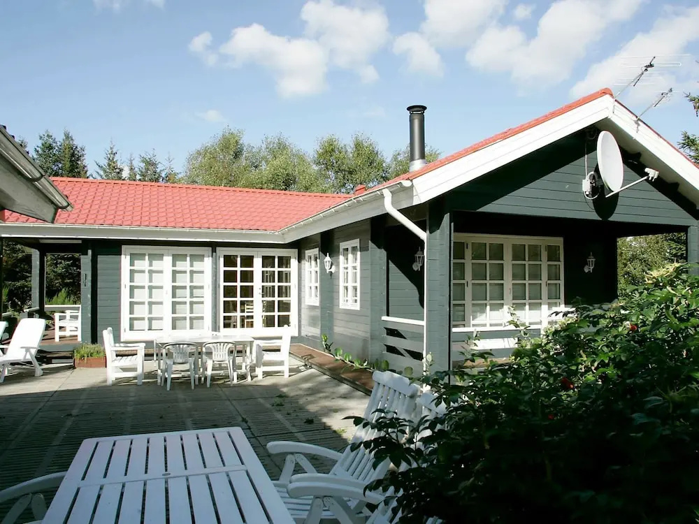 Spacious Holiday Home With Sauna in Logstor