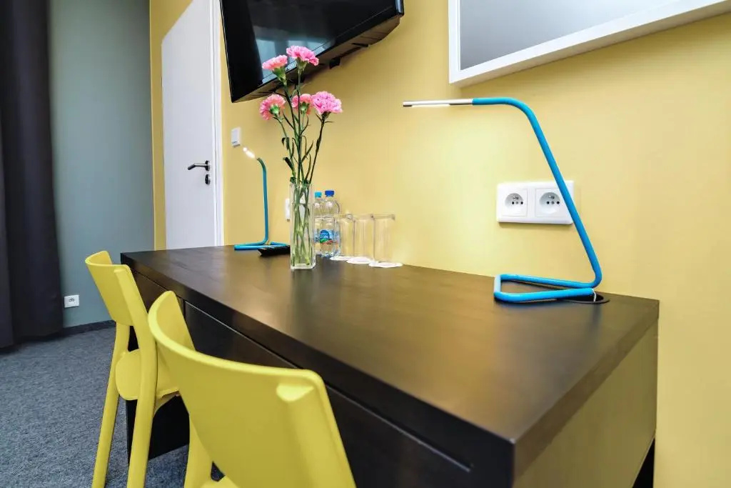 Comfort room