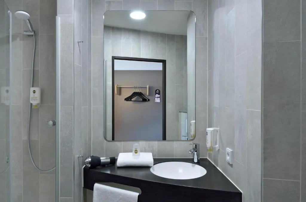 Triple room
