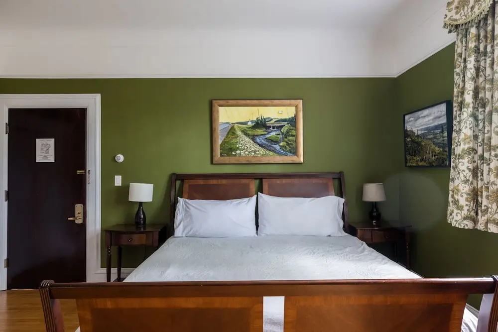 Monroe House Executive Suites - Chambres