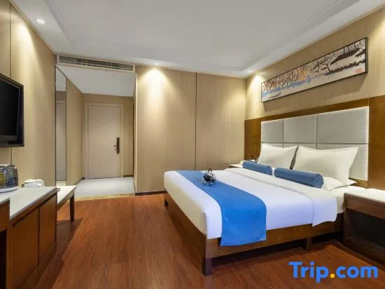 Deluxe Double room (full double bed)