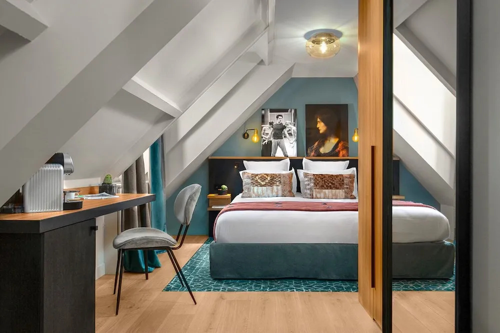 Lyric Hotel Paris 81