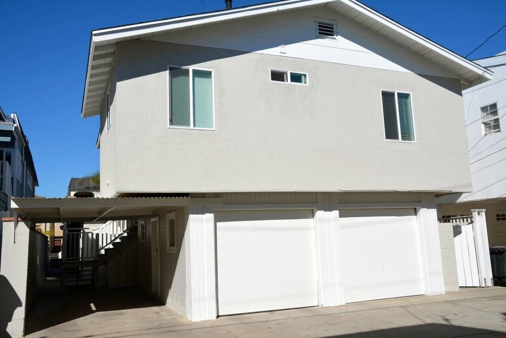 40th St AB (68418) - 4 Br townhouse by RedAwning