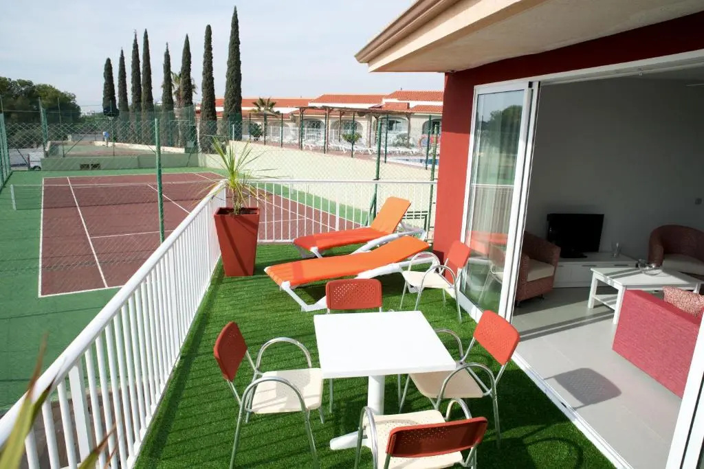 Deluxe Apartment