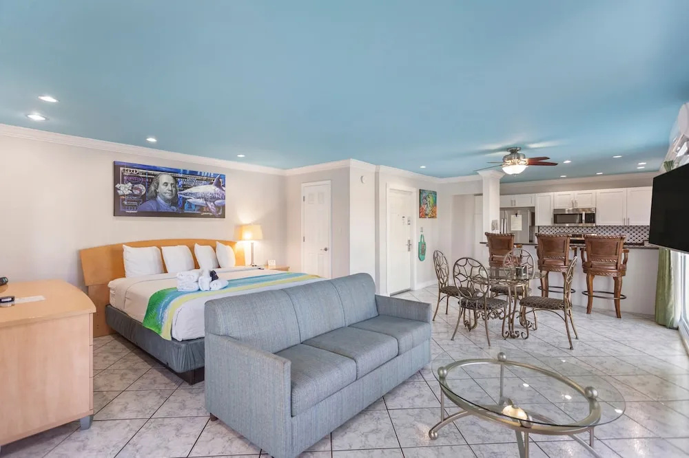 Bayview Plaza Waterfront Resort - Chambres