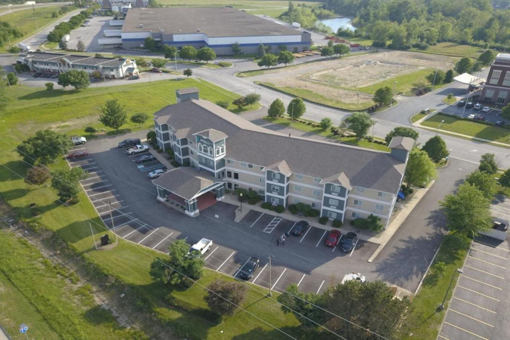 Clarion Pointe Indianapolis Airport - Général