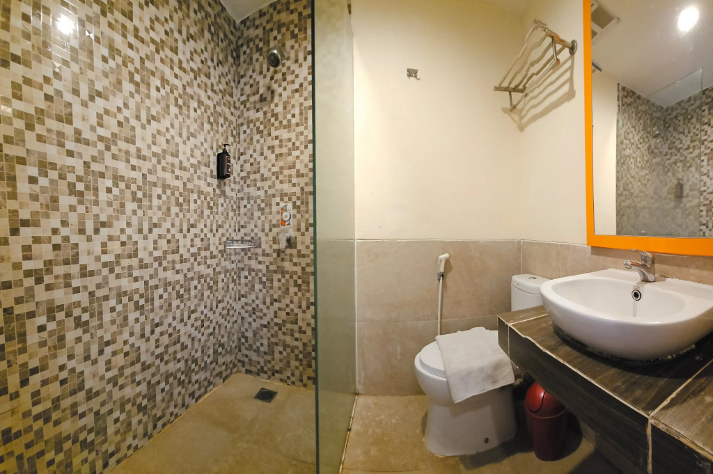 Superior Double room (full double bed)