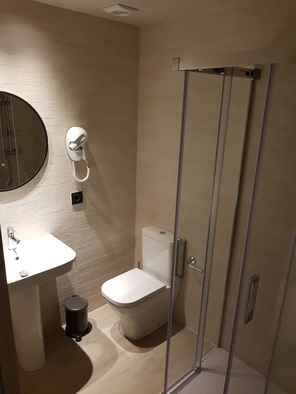 Comfort room