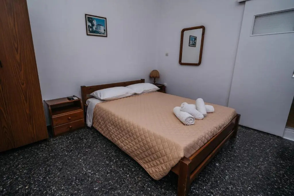Economy room