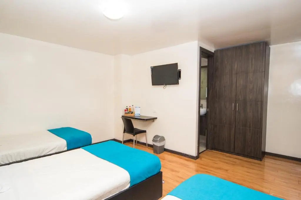 Stay Blue Hotel - Chambres