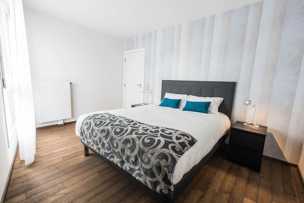 1 Bedroom Superior Apartment