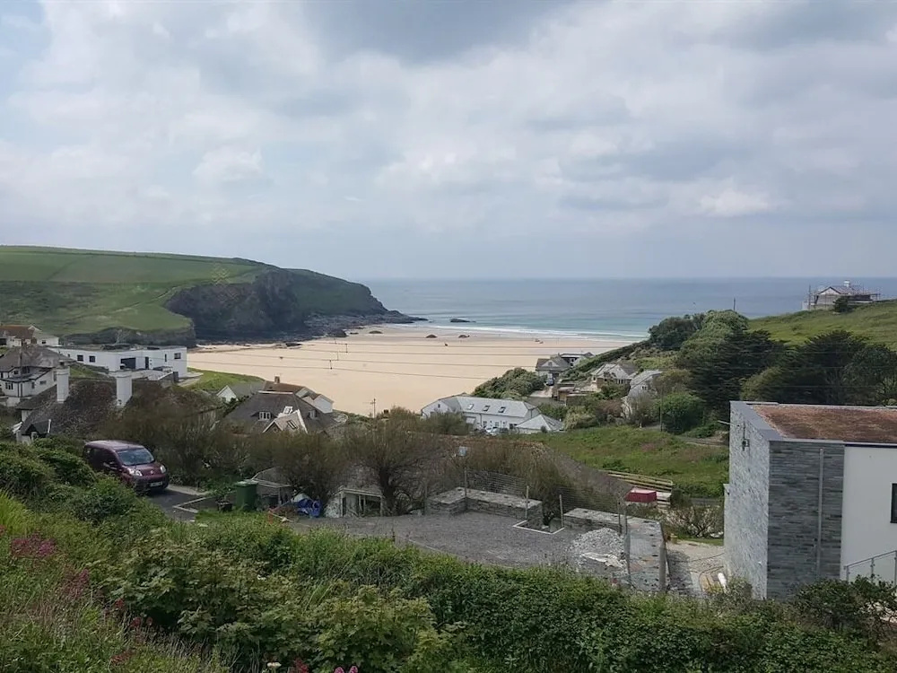 Beach & Waterfront